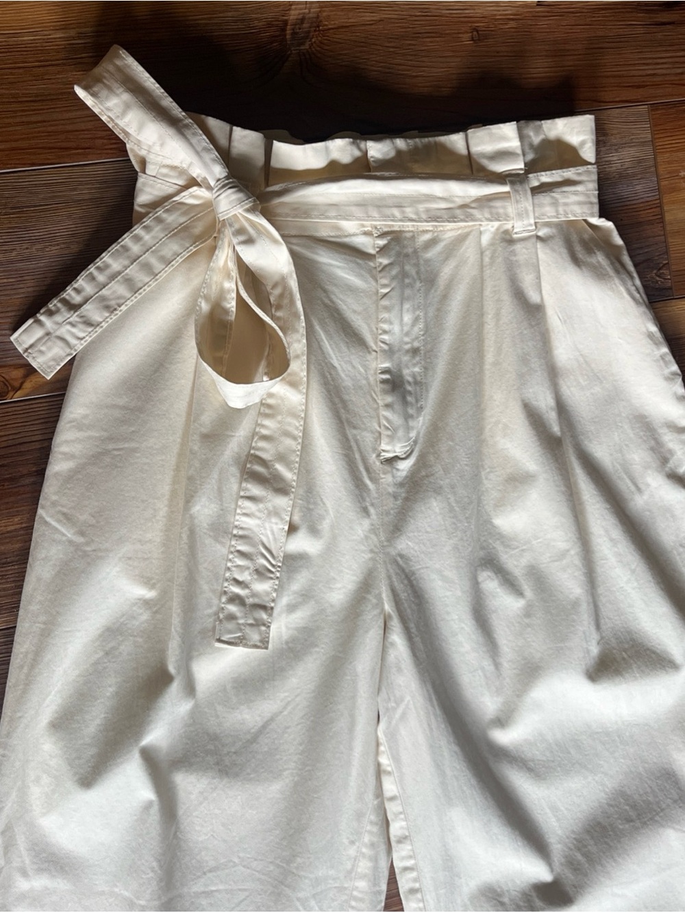 Everlane Cream Paperbag Waist Trousers with Tie Belt - Picture 3 of 10